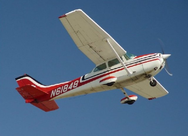VUELO AVIONETA HELICE  AVIONES CAMIONES BARCOS